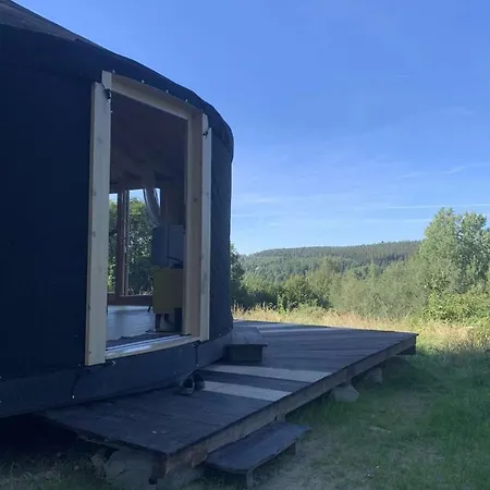 豪华帐篷 Black Yurt Chromiec
