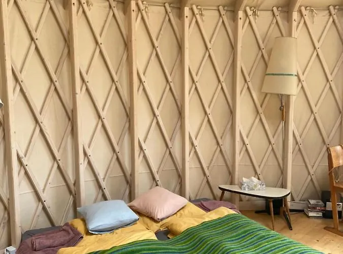 Black Yurt Chromiec Luxury tent Stara Kamienica